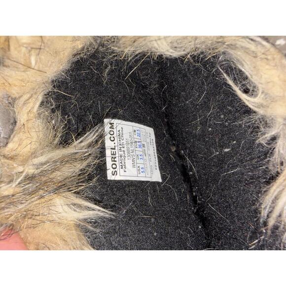Sorel Joan of Arctic waterproof snow boot w/ faux fur trim, rubber sole, sz 5.5 - Picture 7 of 8